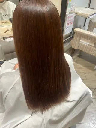 ミディアム 吉岡 菜月のヘアスタイル