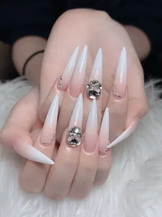 ネイル Lumi Shinokuboのネイルデザイン