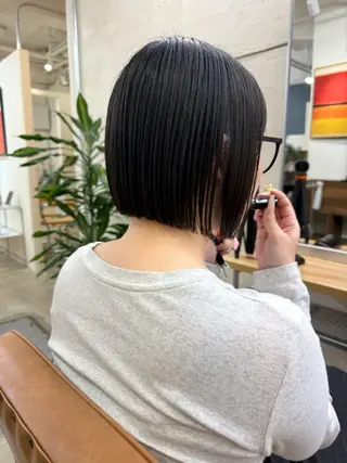 ミディアム 須藤　優真 切りっぱなしボブのヘアスタイル