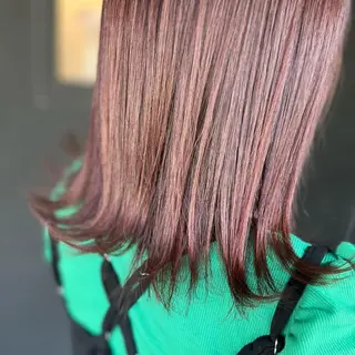 ミディアム カラー MARKA 🫧 YUKAのヘアスタイル