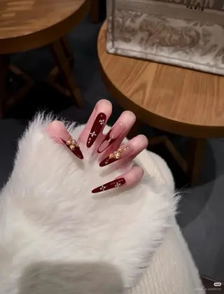 カラー AIN Nailのネイルデザイン