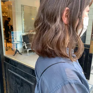 カラー SAKINO. ベージュカラーのヘアスタイル