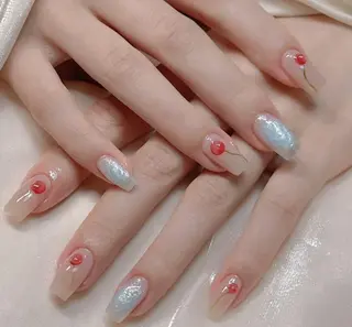 ネイル VIVIAN リサのネイルデザイン