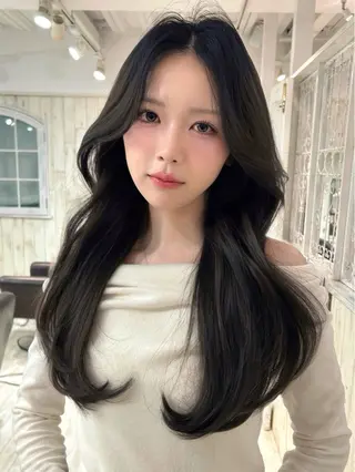 ロング カラー 【韓国ヘア×透明感 カラー】笹谷 莉未のヘアスタイル