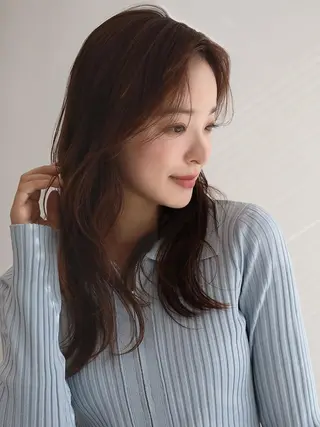 セミロング 鈴木 空音のヘアスタイル