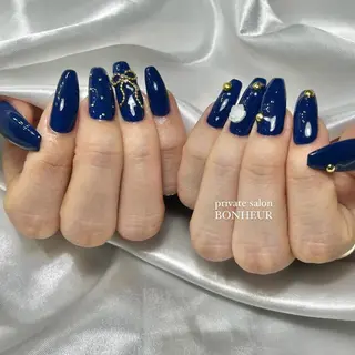 ネイル BONHEUR Annaのネイルデザイン