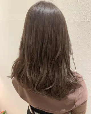 セミロング カラー hub hair レイヤー/透明感のヘアスタイル