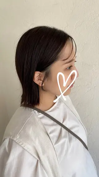 ミディアム カラー 井上 歩美のヘアスタイル