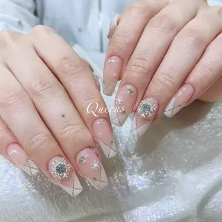 ネイル Queens ゲンのネイルデザイン