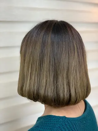 ミディアム カラー パーマスタジオ グレイス はやとのヘアスタイル