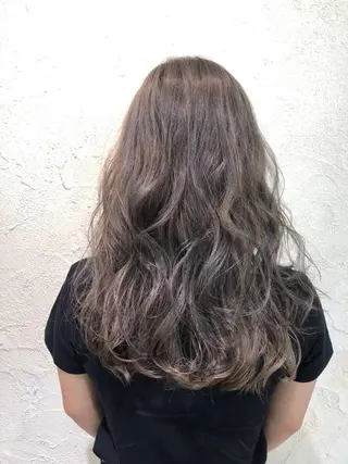 カラー シールエクステ/ ハイトーンカラーのヘアスタイル