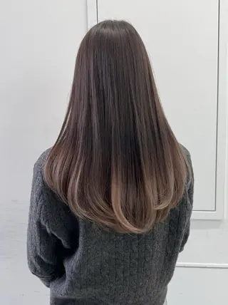 セミロング カラー 【公式】amble luxe池袋東口🩷のヘアスタイル