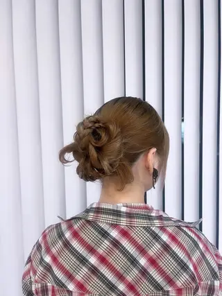 ロング Rinkaアレンジ/ 顔まわり/縮毛矯正のヘアスタイル
