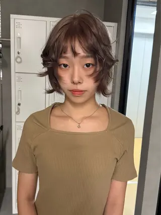 ショート カラー ホワイトカラー/梅田 デザインカラー/しんのヘアスタイル