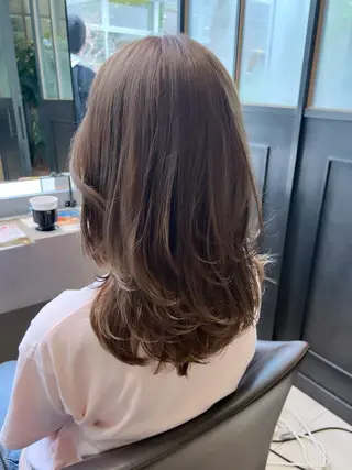 ミディアム カラー 🫧Ai/ ロロネー森ノ宮💖のヘアスタイル