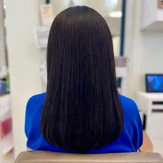 セミロング オオソネ マリアのヘアスタイル