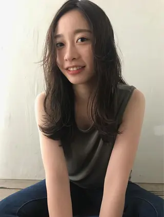 ミディアム カラー 貫洞 大介のヘアスタイル