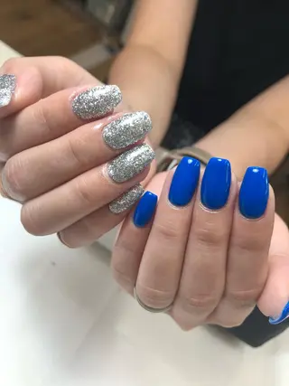 ネイル MAXKELLY スタッフのネイルデザイン