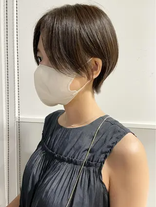 ショート カラー 齋藤 咲のヘアスタイル