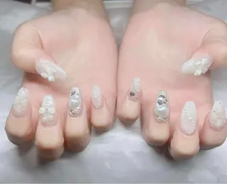 ネイル Lee Nailsのネイルデザイン
