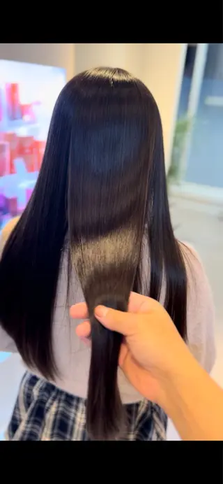 ロング 【大名】縮毛矯正特化 履歴が複雑ok／金城のヘアスタイル