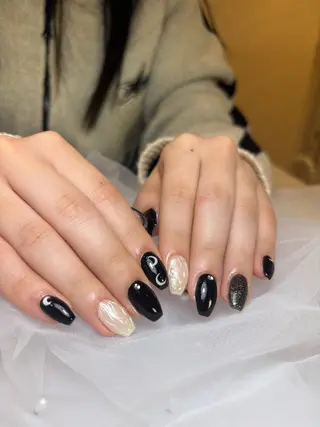 ネイル 🖤マイリー/ 新宿/歌舞伎町🖤のネイルデザイン