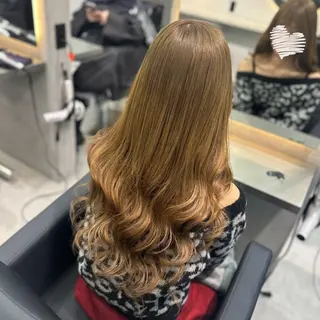 カラー MOMOKA /　Lapis今泉店のヘアスタイル