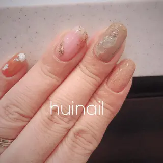 ミディアム めぐみのネイルサロン スタッフ練習のネイルデザイン