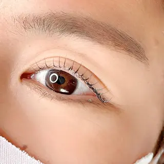 マツエク・マツパ ベルアイラッシュ所属・eyelash. manaの眉毛・アイブロウイメージ