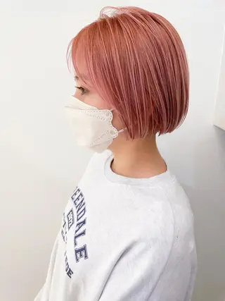 ショート ボブ ブリーチ/miinaのヘアスタイル