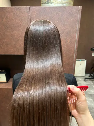 ロング 髪質改善✨美髪矯正✨ KAREN🍓のヘアスタイル