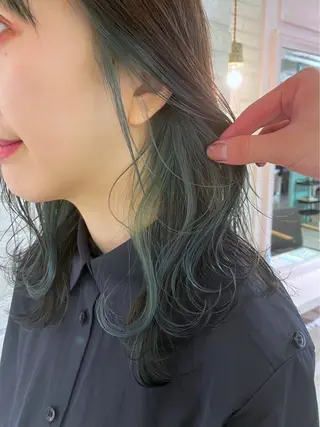 ミディアム カラー 🫧小顔顔周りカット レイヤー/縮毛/白倉のヘアスタイル