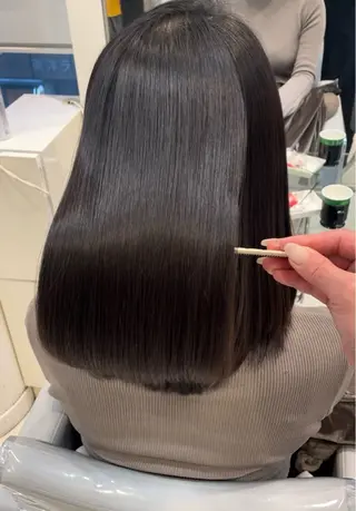 セミロング パーマ Ash銀座店💜 misaのヘアスタイル