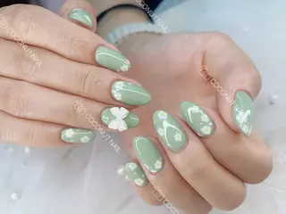 ネイル 神田 ココナッツのネイルデザイン