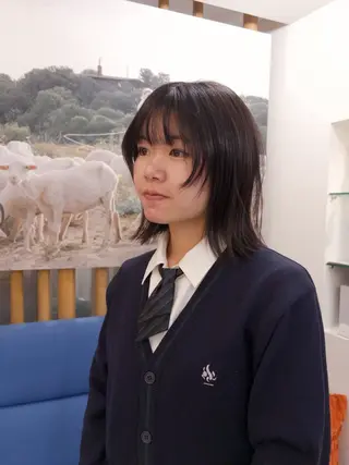 ミディアム 🌞アオキ サキ💫のヘアスタイル