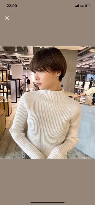 ショート 黒染め落とし ムラ修正　ハイトーンのヘアスタイル