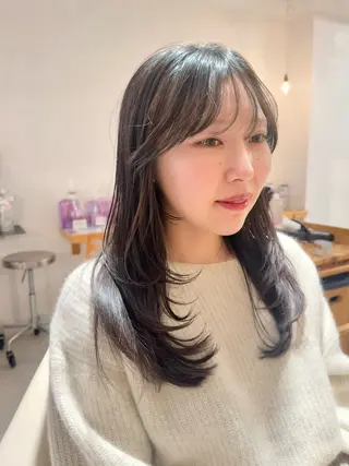 ロング カラー 安永 涼のヘアスタイル