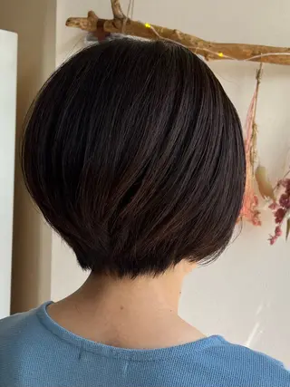 ショート 古川 安紀のヘアスタイル