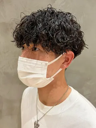 ショート パーマ メンズ 波巻きスパイラルパー マ/シャドウパーマ駿のヘアスタイル