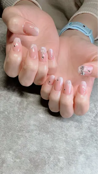 ネイル shino🌟 痛ネイルのネイルデザイン