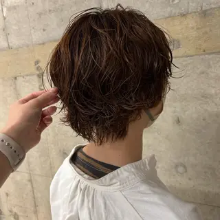 ショート 瑠己杏 :ボブ/ ハイトーンワンカラーのヘアスタイル