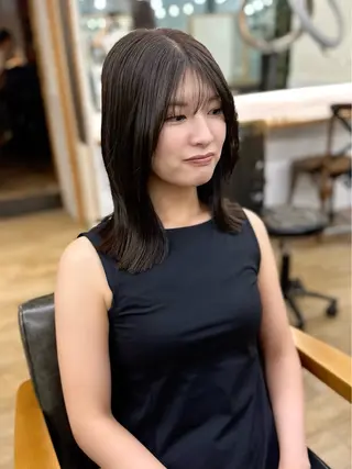 ミディアム カラー パーマ ヘアアレンジ メンズ キッズ 骨格レイヤーカット 🌿美髪縮毛矯正のヘアスタイル