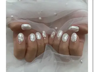 ネイル 🎀𝐶𝐻𝐼𝑆 𝐴𝑇𝑂🎀のネイルデザイン