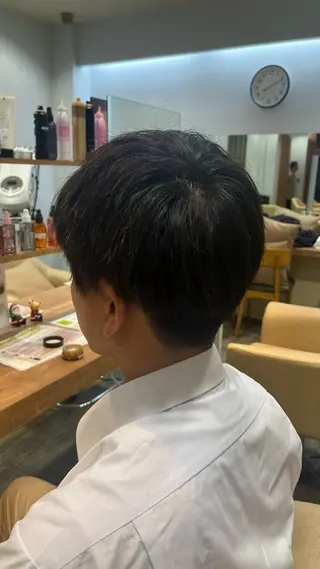 メンズ 透明感/ハイトーン Annaのヘアスタイル