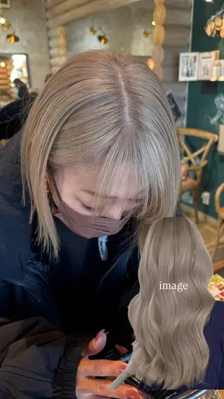 ミディアム カラー 似合わせレイヤー/ Wカラー🧸こころのヘアスタイル