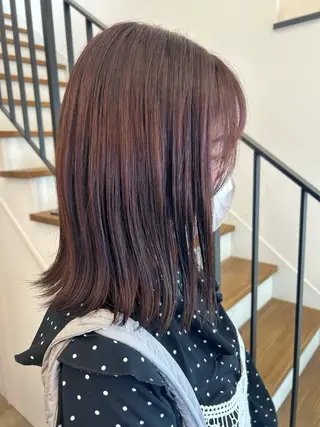 ミディアム 本澤 朋香のヘアスタイル