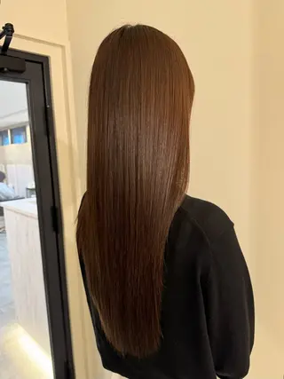 ロング 内沼 恵留菜のヘアスタイル