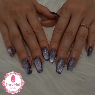 ネイル 💙🤍Tiary M🤍💙のネイルデザイン