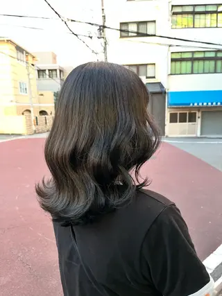 セミロング 藤倉なつみ /玉造のヘアスタイル