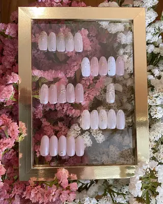 ネイル crystal ⭐︎ colorのネイルデザイン